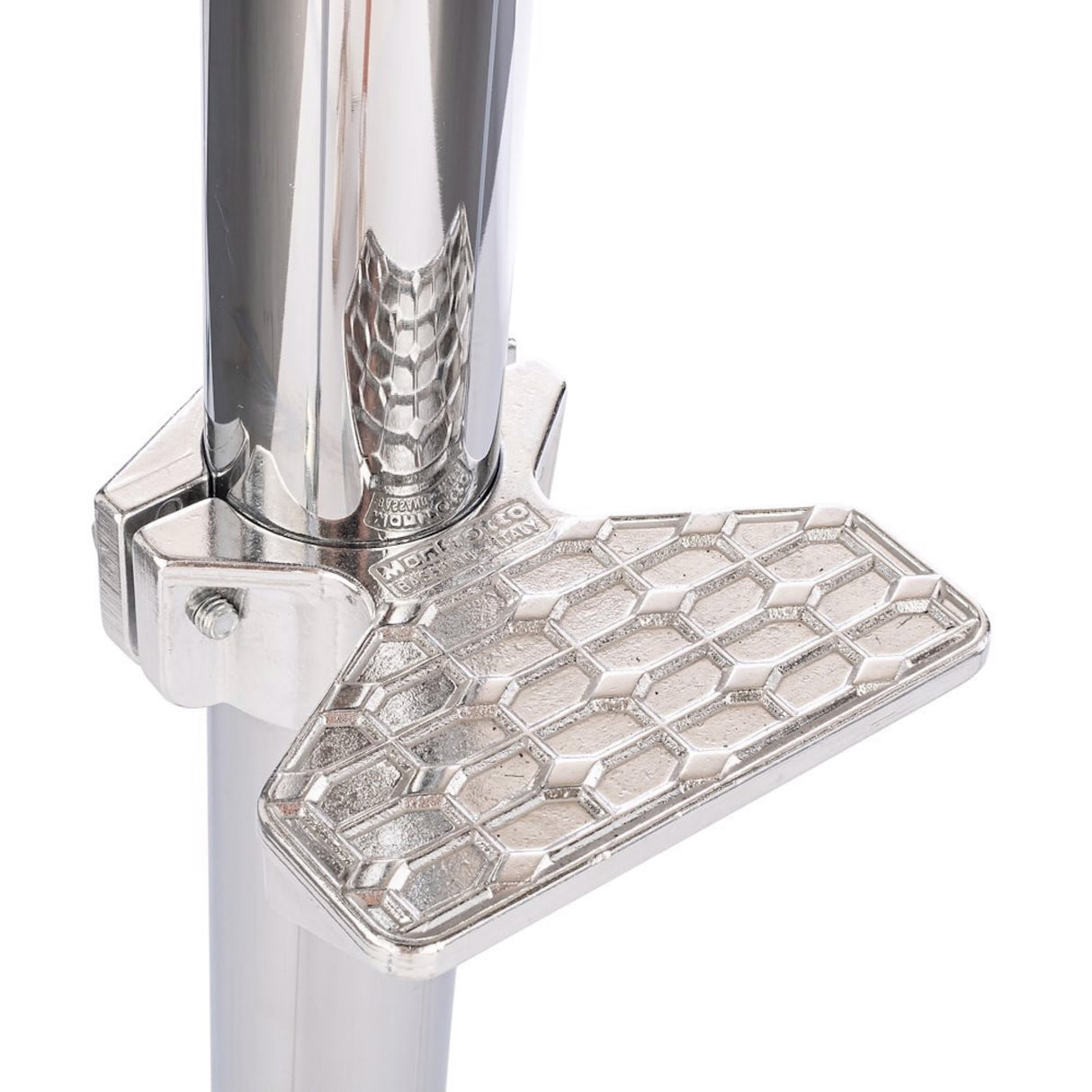 Avenger Low Base Wind Up Stand 30