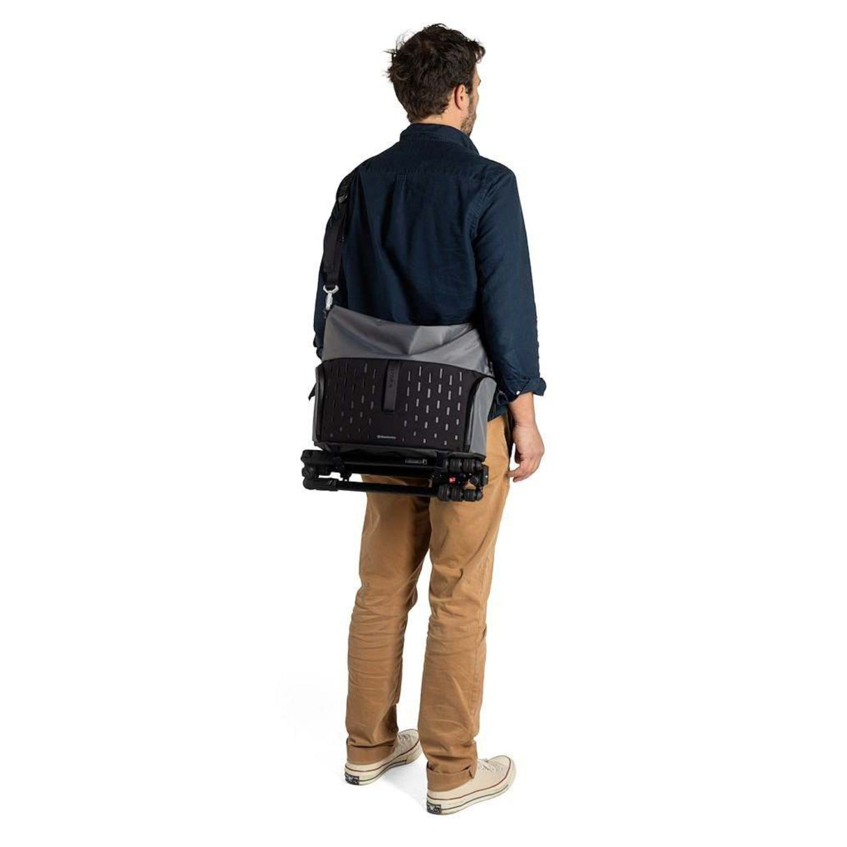 Manfrotto UNCOVER Messenger Bag 12L