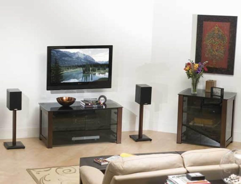 Sanus 18" Tall Speaker Stands with 7.5x7.5 Top Plate (Pair)