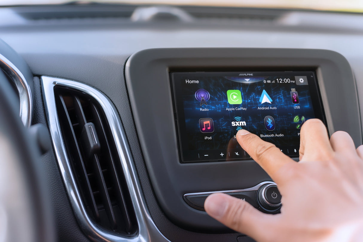 Alpine ILX-W670-S 7-inch Ultra Shallow-Chassis Digital Multimedia Receiver with PowerStack