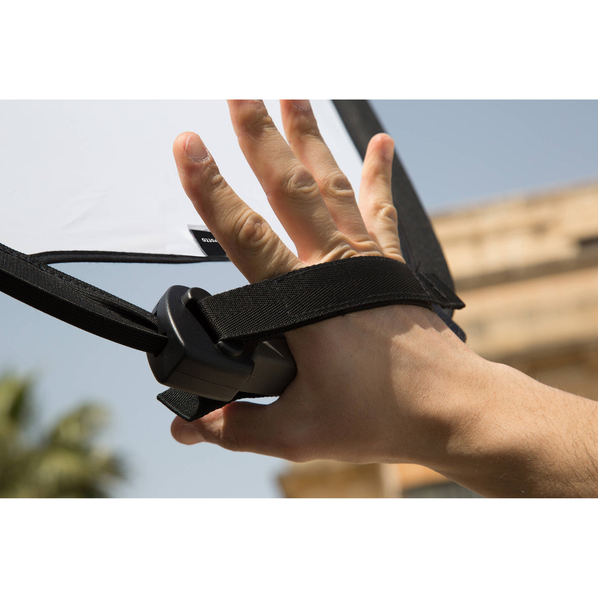 Lastolite TriGrip 30'' Reflector - Sunlite/Soft Silver