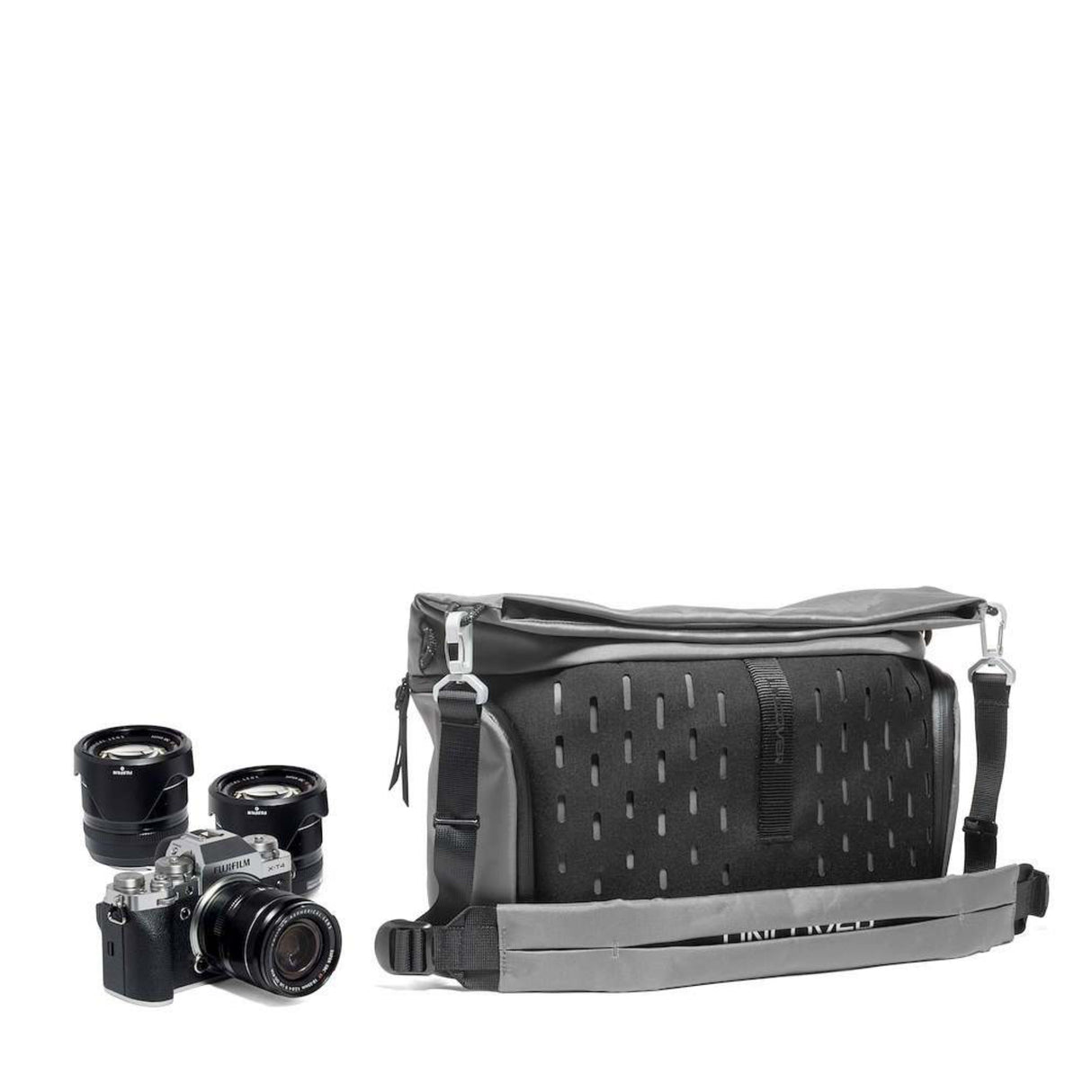 Manfrotto UNCOVER Messenger Bag 12L